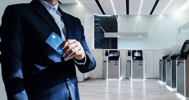 Bankalar Kaçta Açılıyor? 2026 Güncel Banka Çalışma Saatleri